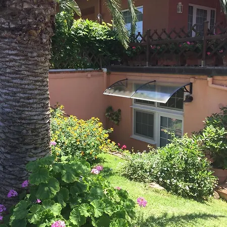 Di Giorgi Bed & Breakfast 2*